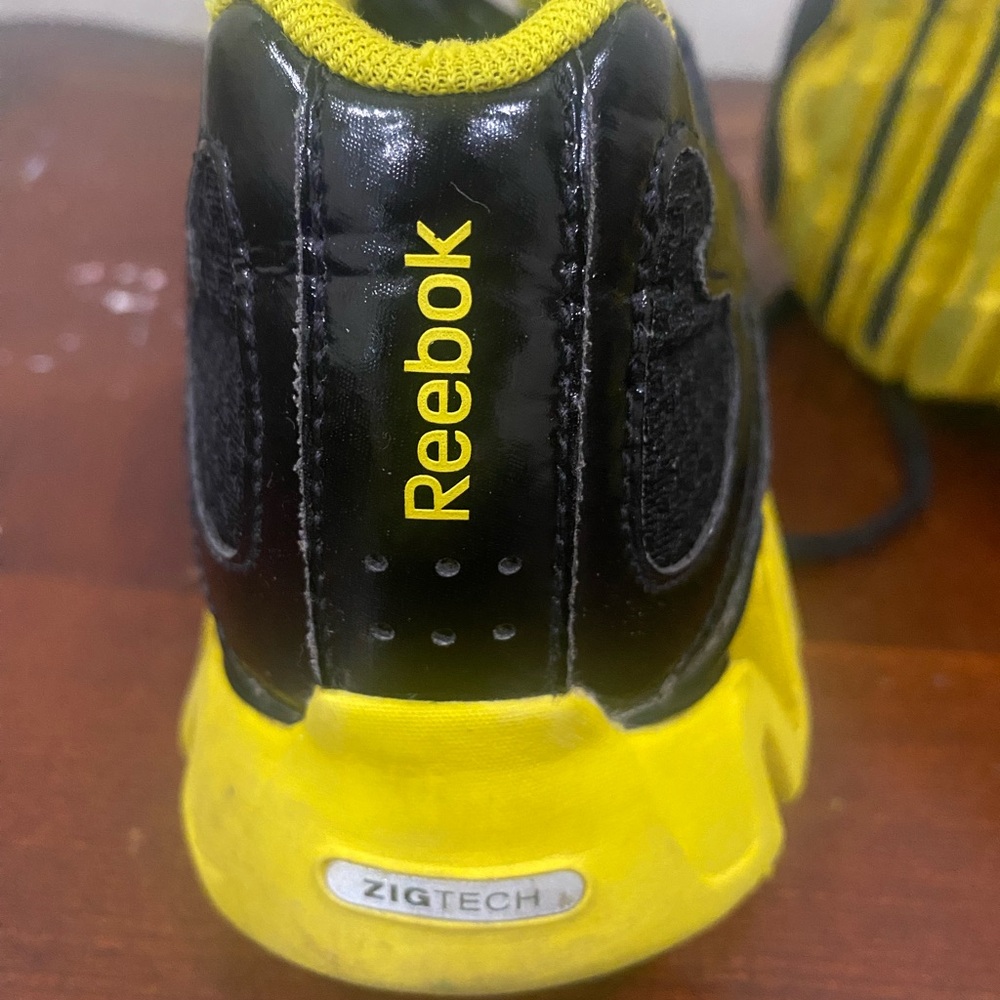 Reebok Athletic Sneakers Shoes size 4 - Picture 2 of 8